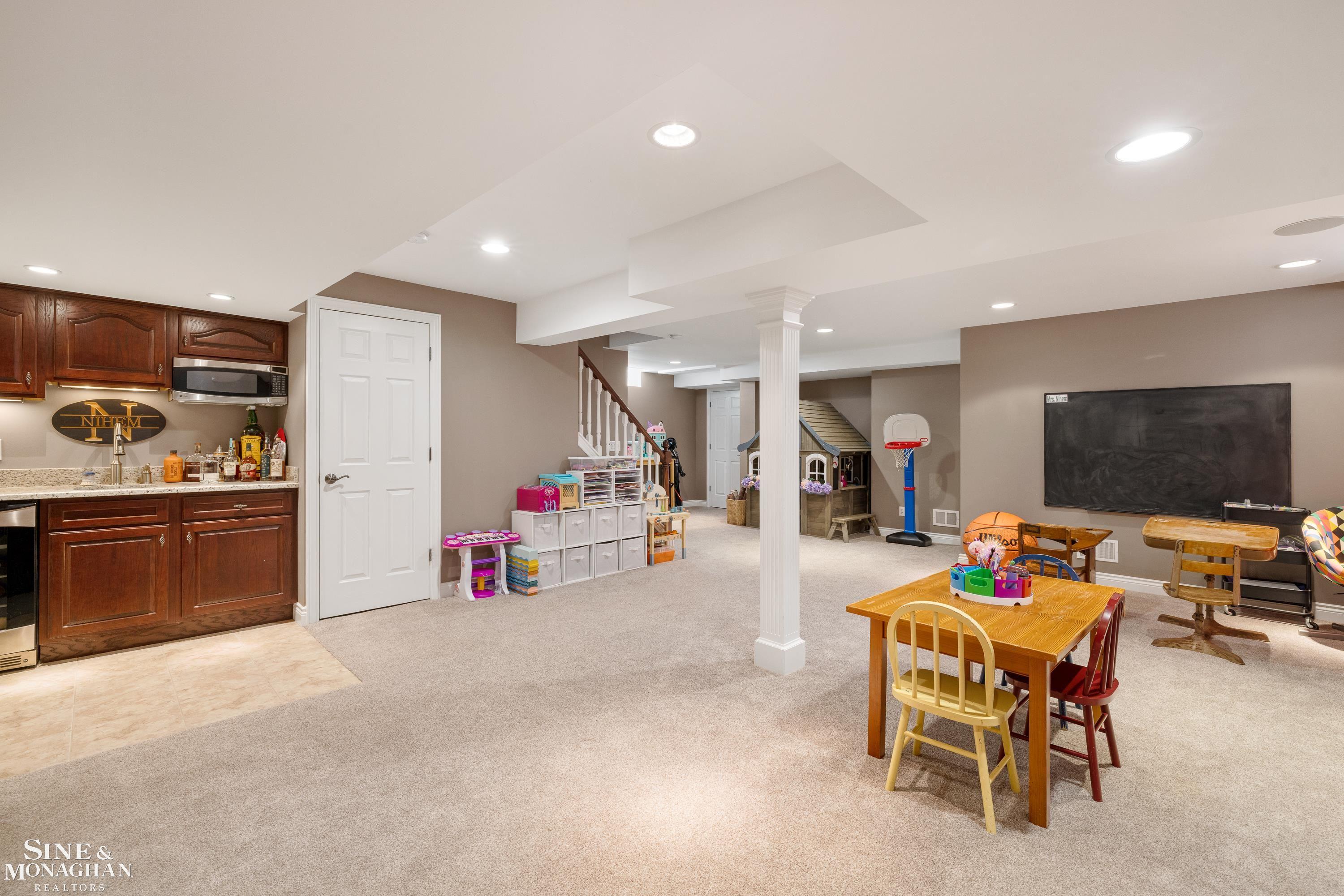 307 Taylor Avenue Rochester, MI 48307 - Photo 42 of 65 Gallery Image 42