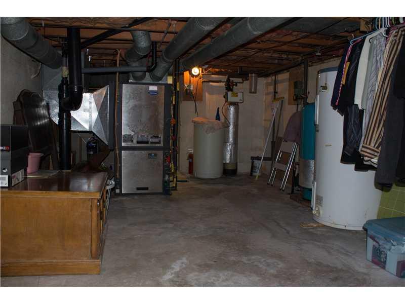 709 Rose Road New Castle, PA 16101 - Photo 13 of 14 Other.