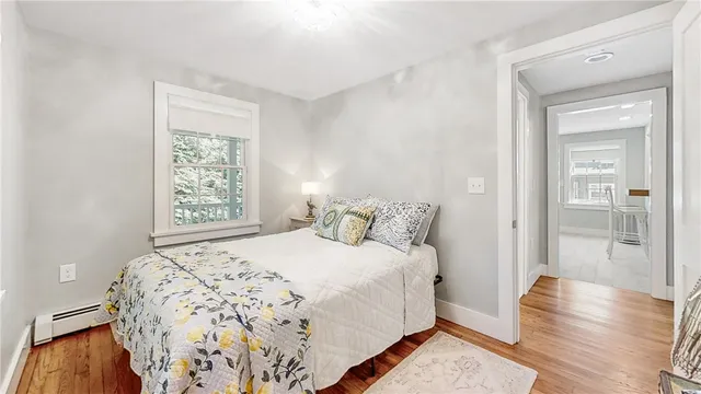 $2,600 | 10 Robinson Street, Narragansett, RI 02882