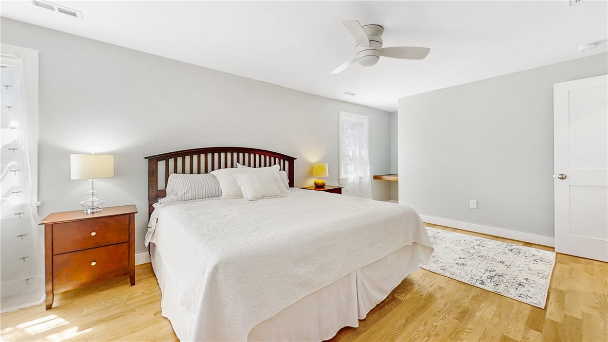 10 Robinson Street Narragansett, RI 02882 - Photo 22 of 27