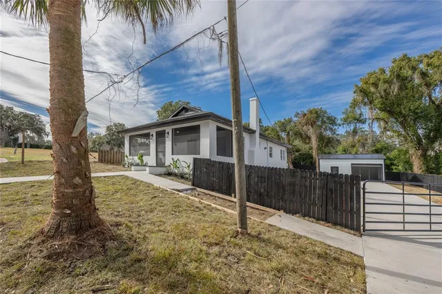 $259,000 | 215 North Salem Street, Eustis, FL 32726