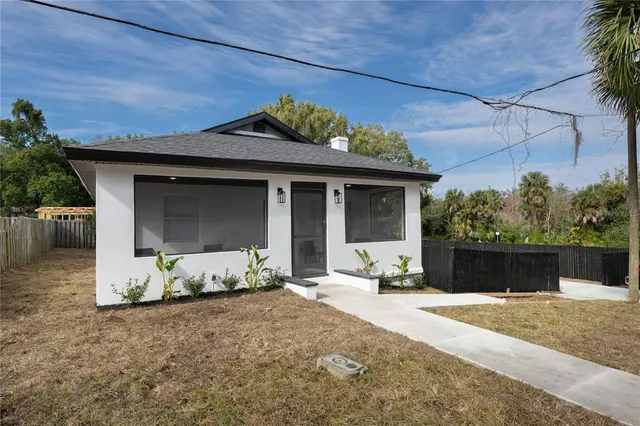 $259,000 | 215 North Salem Street, Eustis, FL 32726