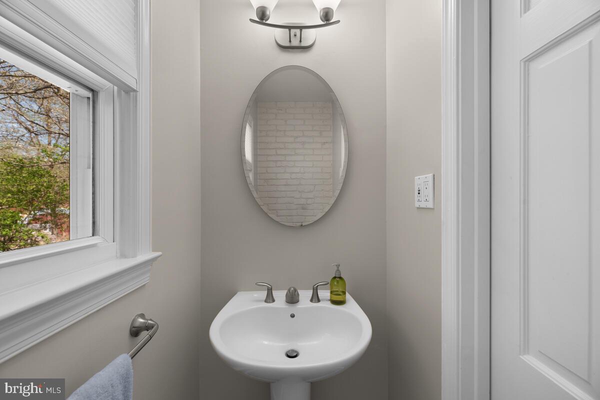 401 Windswept Lane Brinklow, MD 20862 - Photo 19 of 53