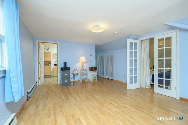 $299,000 | 72 South 4th Avenue, Norwich, CT 06380