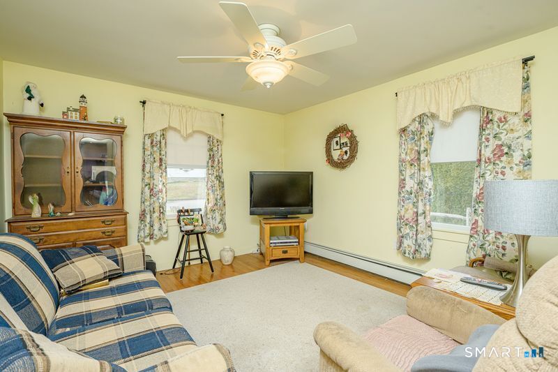 72 South 4th Avenue Norwich, CT 06380 - Photo 9 of 20