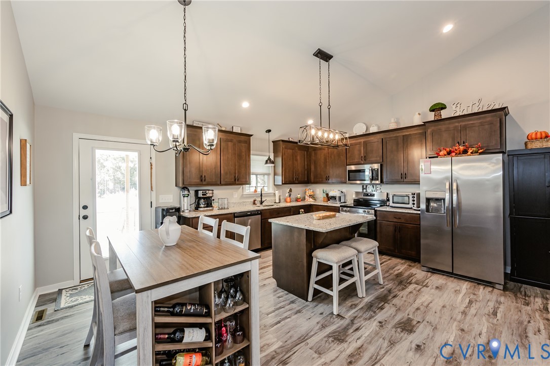 8518 Vaughan Road Petersburg, VA 23805 - Photo 14 of 45