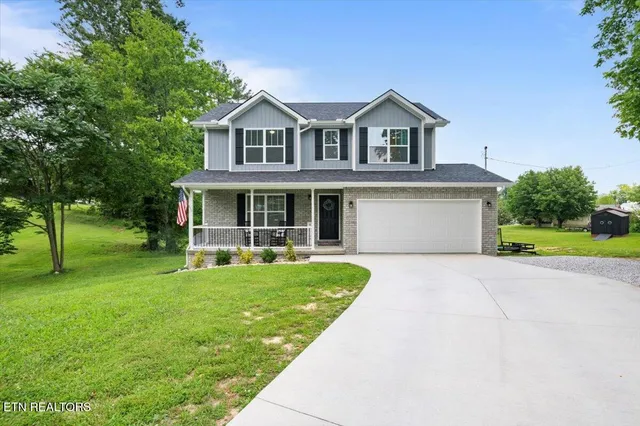 $385,000 | 226 Hilldale Lane, La Follette, TN 37766