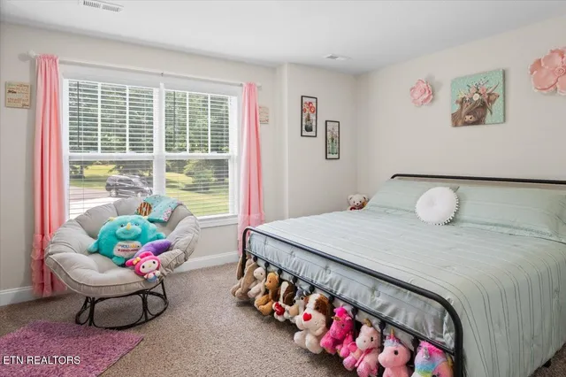 $385,000 | 226 Hilldale Lane, La Follette, TN 37766