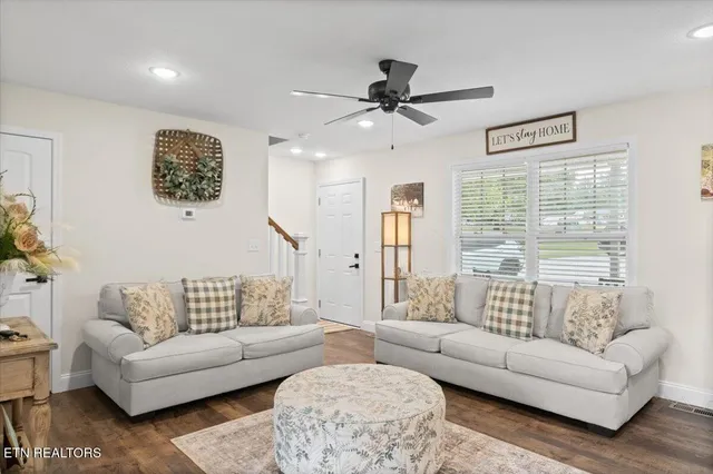 $385,000 | 226 Hilldale Lane, La Follette, TN 37766