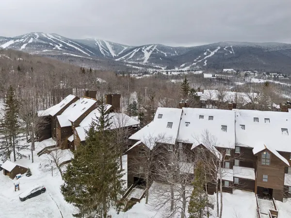 $549,000 | 112 High Ridge Road, Unit D2, Killington, VT 05751