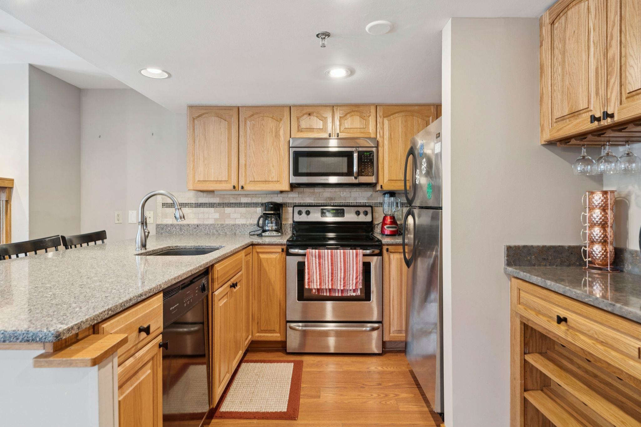 112 High Ridge Road, Unit D2 Killington, VT 05751 - Photo 5 of 34