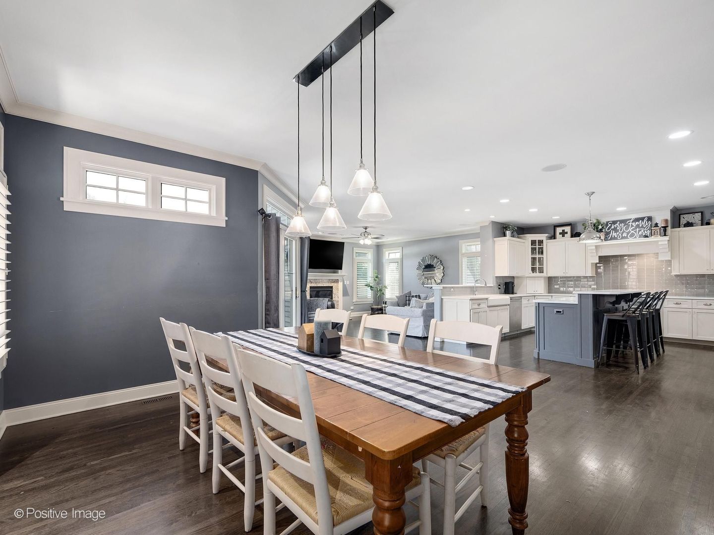 549 West 3rd Street Elmhurst, IL 60126 - Photo 9 of 35
