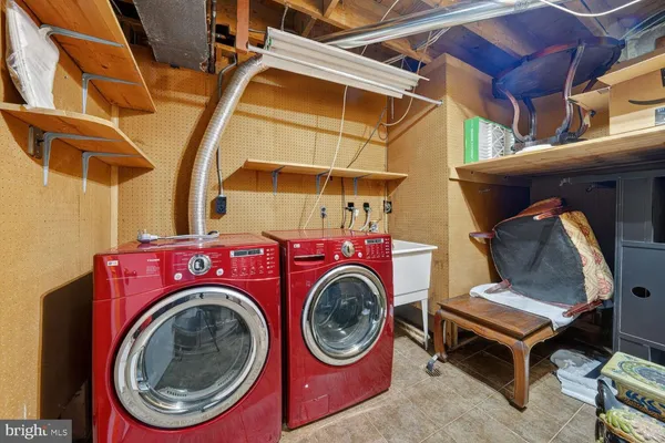 $640,000 | 4575 Airlie Way, Annandale, VA 22003