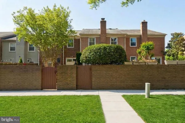 $640,000 | 4575 Airlie Way, Annandale, VA 22003