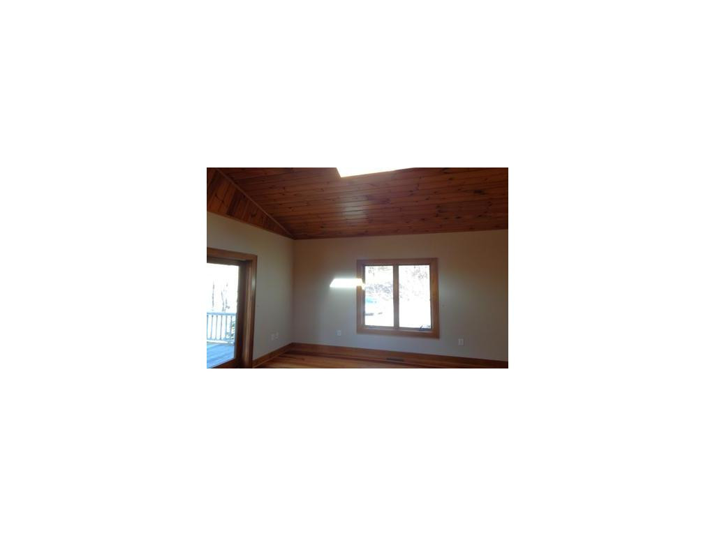 503 Slippery Elm Butler, TN 37640 - Photo 10 of 18 Photo 10