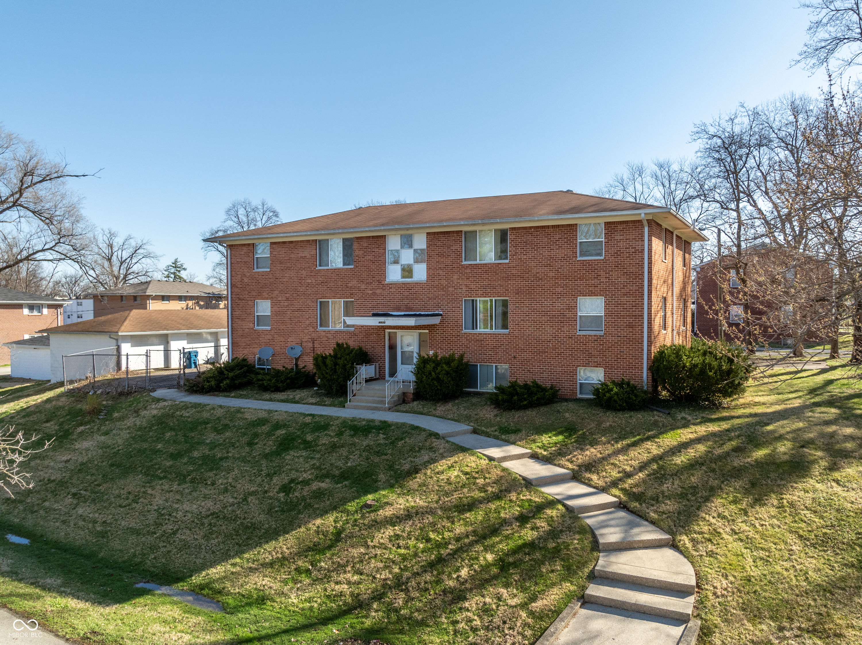 5918 Devington Road Indianapolis, IN 46226 - Photo 16 of 32
