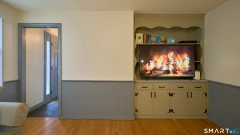 $535,000 | 15 Haywardville Road, East Haddam, CT 06423