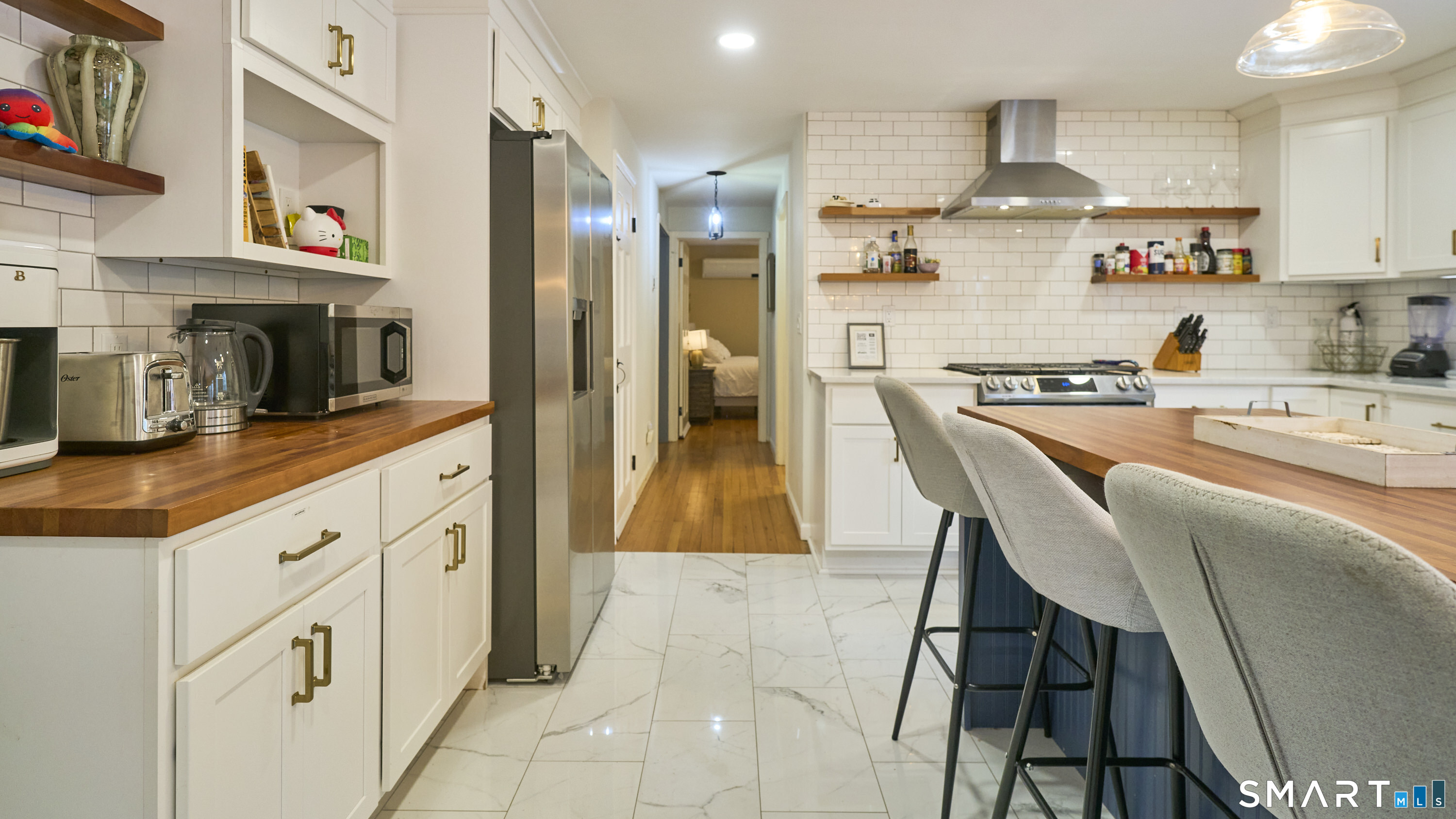 15 Haywardville Road East Haddam, CT 06423 - Photo 8 of 40 Bright kitchen work corridor - Clean sightlines and thoughtful workflow - enhances everyday cooking efficiency