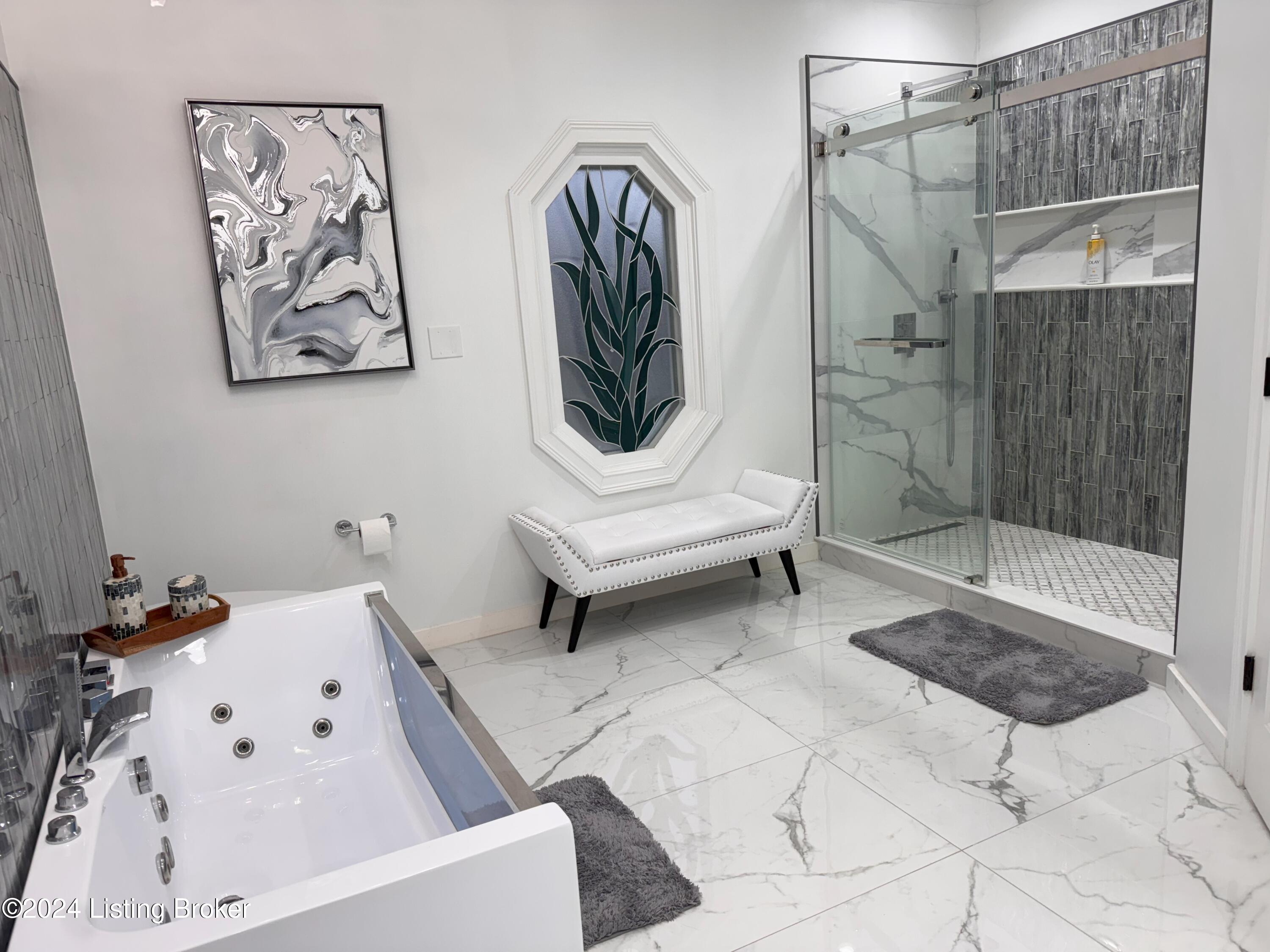 10606 Stonebreaker Road Louisville, KY 40291 - Photo 25 of 65 Main Bathroom 1