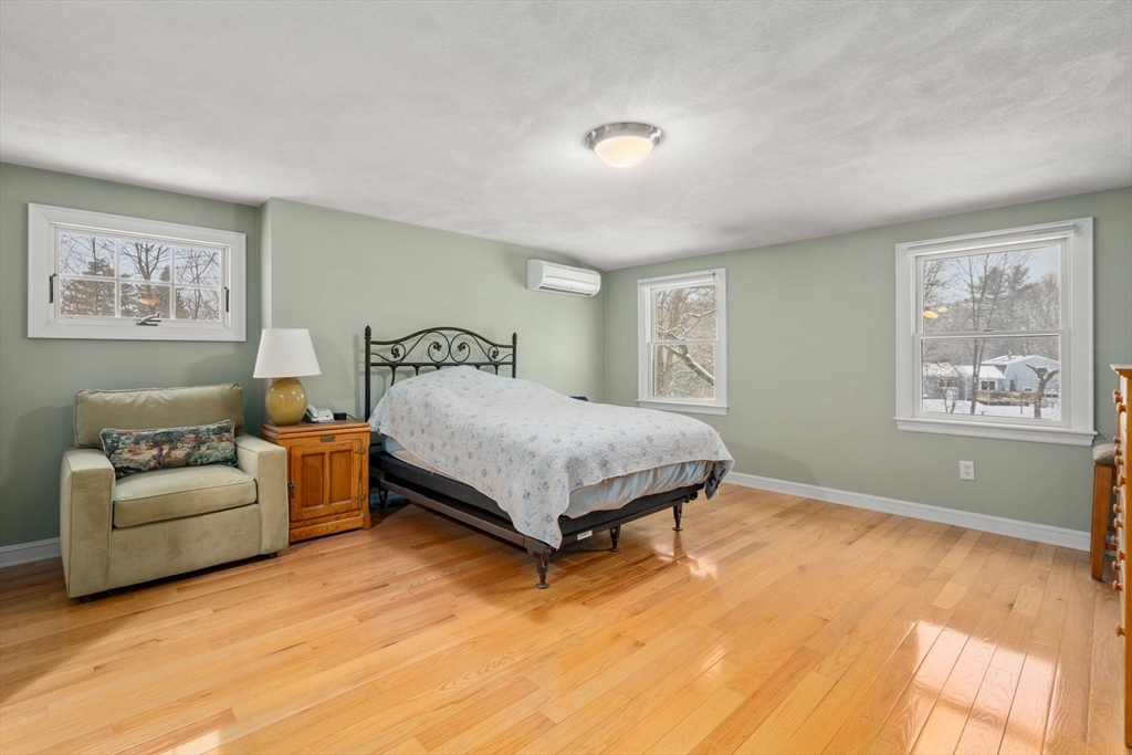 25 Wyman Road Billerica, MA 01821 - Photo 14 of 26