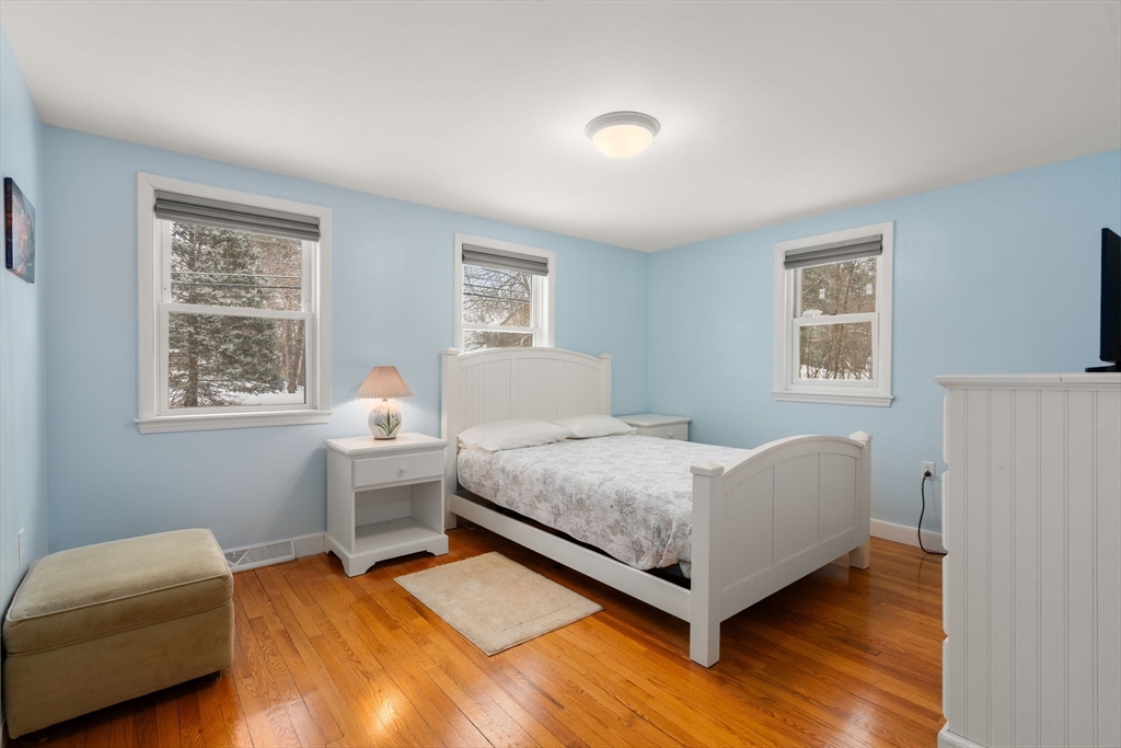 25 Wyman Road Billerica, MA 01821 - Photo 18 of 26