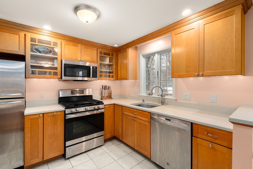 25 Wyman Road Billerica, MA 01821 - Photo 10 of 26