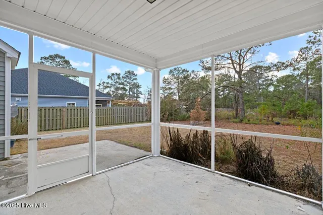 $2,600 | 314 Red Cedar Drive, Sneads Ferry, NC 28460