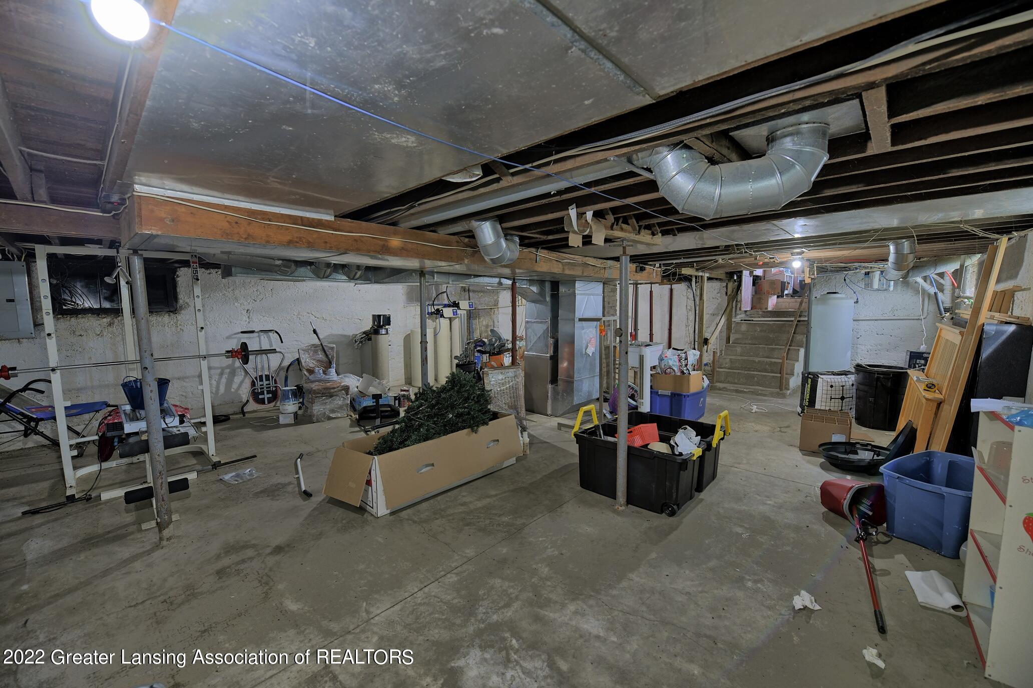 6722 Oneida Road Charlotte, MI 48813 - Photo 16 of 40 Basement