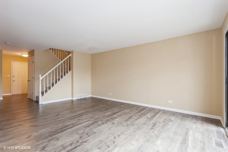 253 Douglass Way Bolingbrook, IL 60440 - Photo 5 of 13