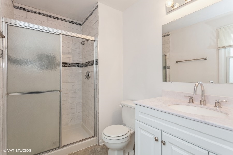 253 Douglass Way Bolingbrook, IL 60440 - Photo 9 of 13