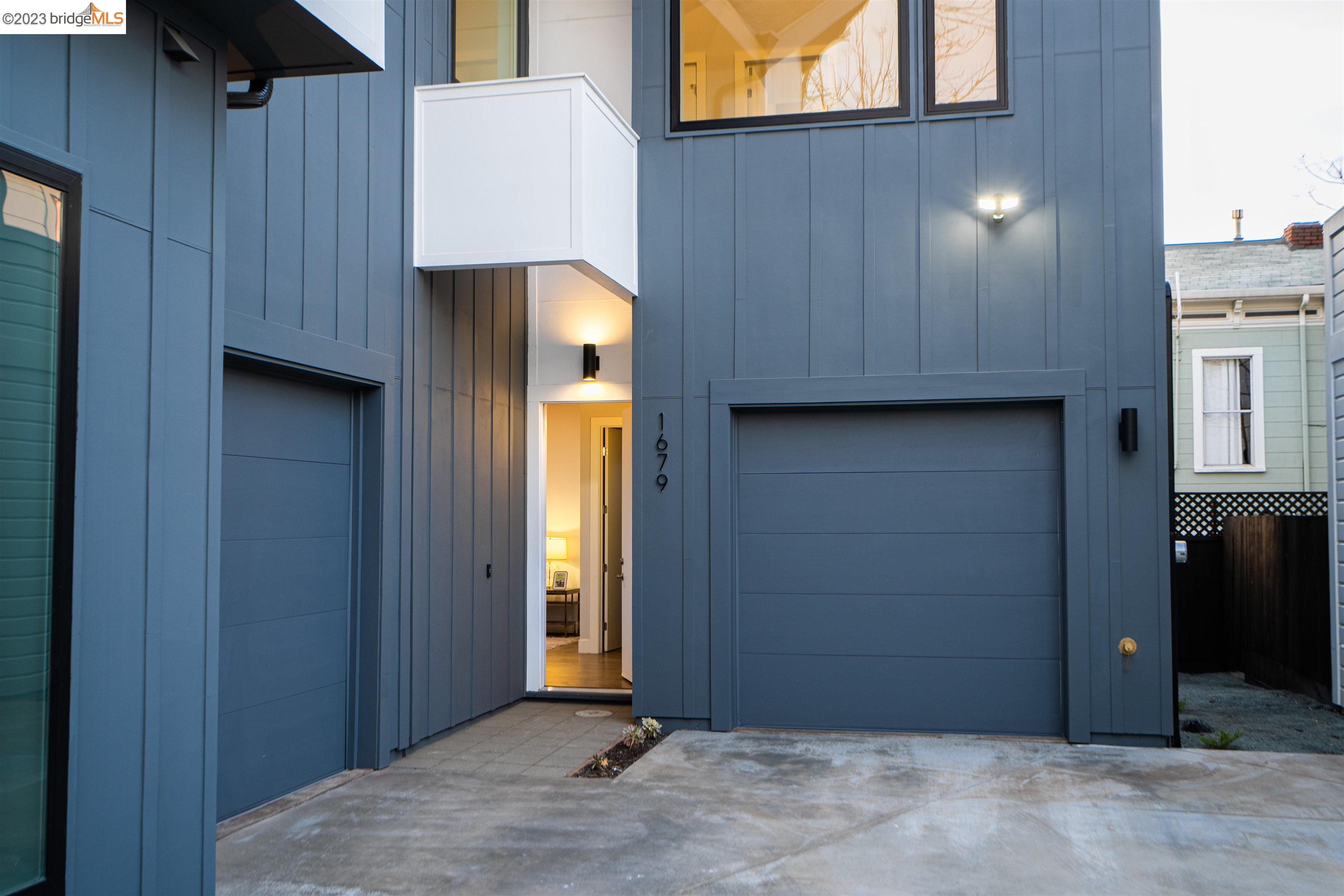 1679 12th Street Oakland, CA 94607 - Photo 22 of 26 a view of a house with backyard
