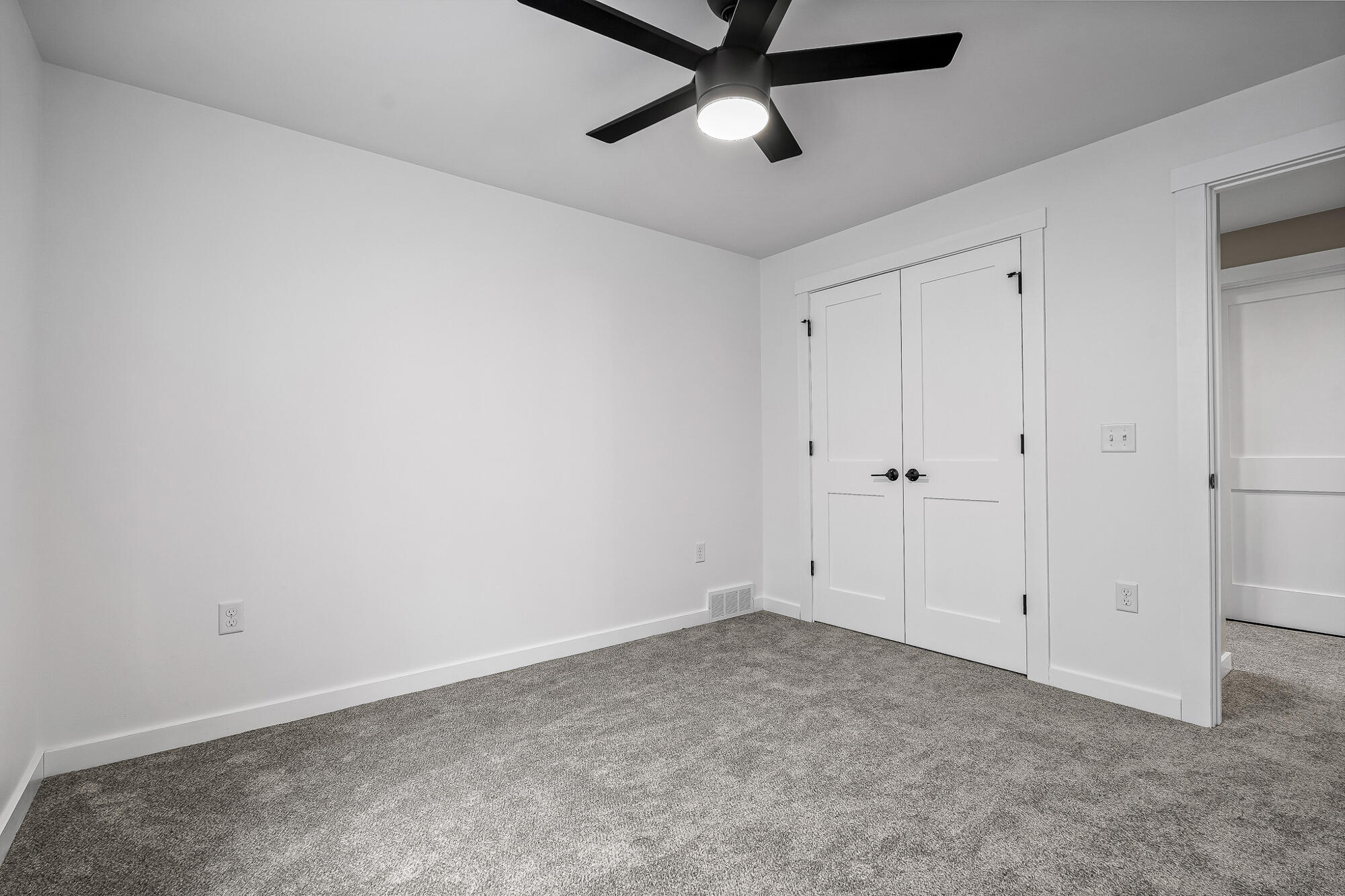 W4952 Battlestone Station Road, Unit 25 Shelby, WI 54601 - Photo 27 of 32 LL Bedroom