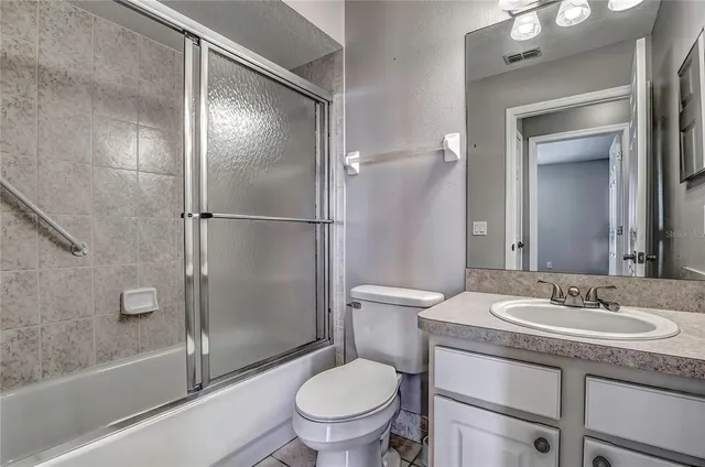 a view of a livingroom with furniture