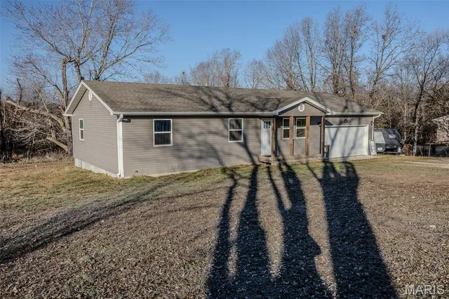 $215,000 | 19933 Highway C Lebanon Mo 65536, Lebanon, MO 65536