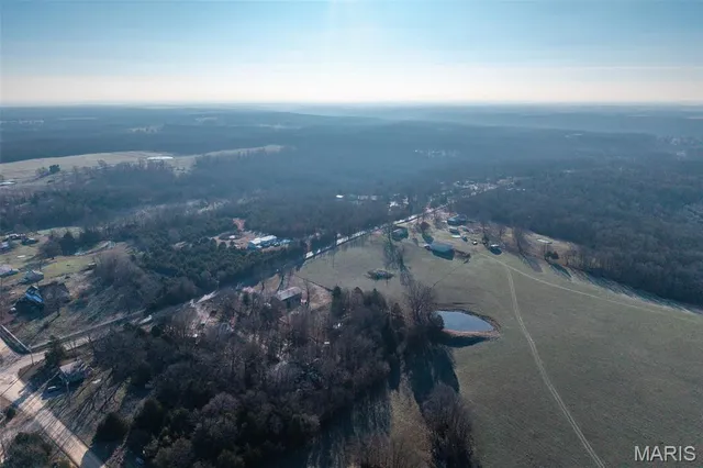 $215,000 | 19933 Highway C Lebanon Mo 65536, Lebanon, MO 65536