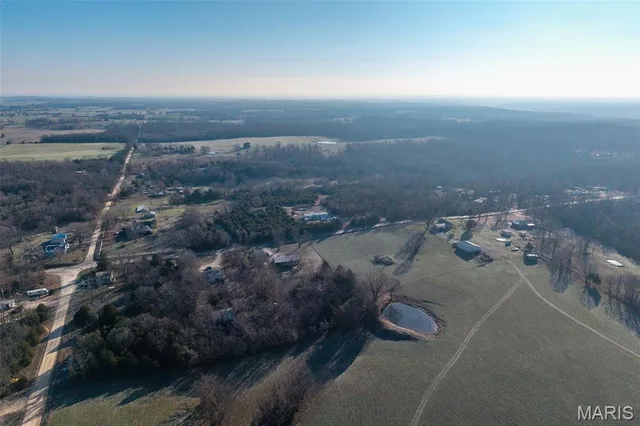 $215,000 | 19933 Highway C Lebanon Mo 65536, Lebanon, MO 65536