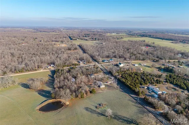 $215,000 | 19933 Highway C Lebanon Mo 65536, Lebanon, MO 65536