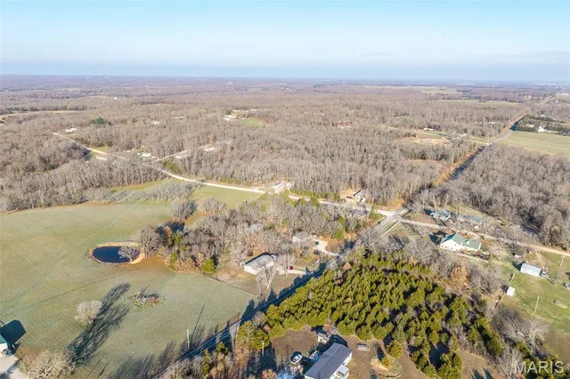 $215,000 | 19933 Highway C Lebanon Mo 65536, Lebanon, MO 65536