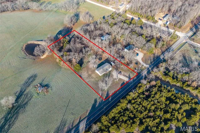 $215,000 | 19933 Highway C Lebanon Mo 65536, Lebanon, MO 65536