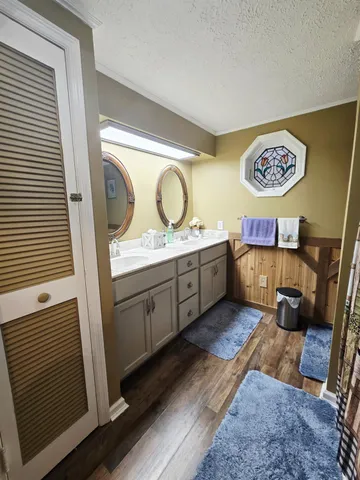 $465,000 | 2871 Mexico Ridge Road, Bennington, IN 47011