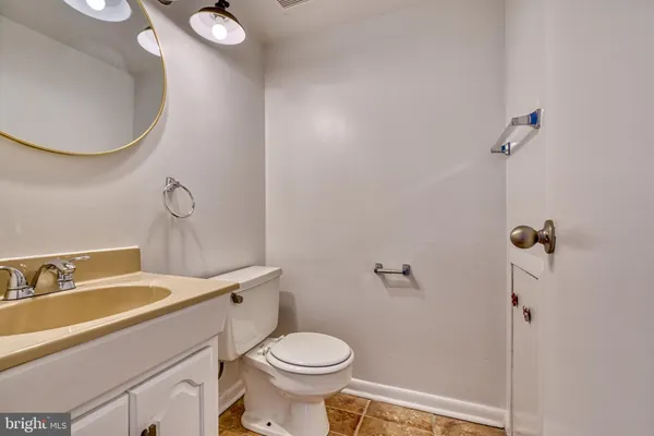 $209,900 | 10551 Twin Rivers Road, Unit B2, Columbia, MD 21044