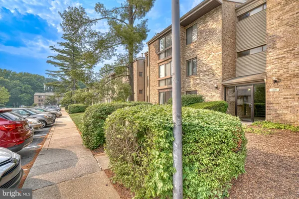 $209,900 | 10551 Twin Rivers Road, Unit B2, Columbia, MD 21044