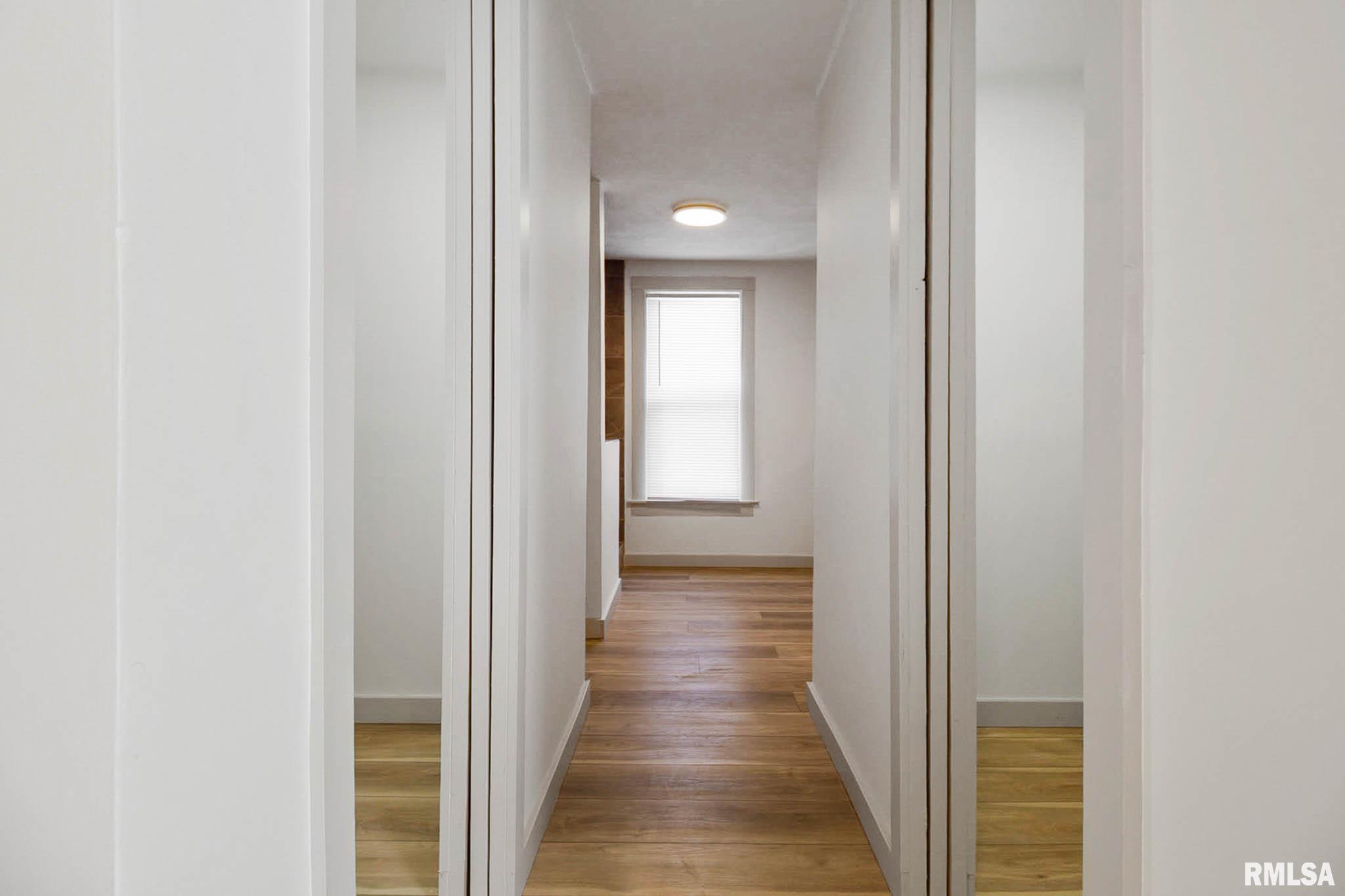 1510 South Division Street Carterville, IL 62918 - Photo 12 of 31