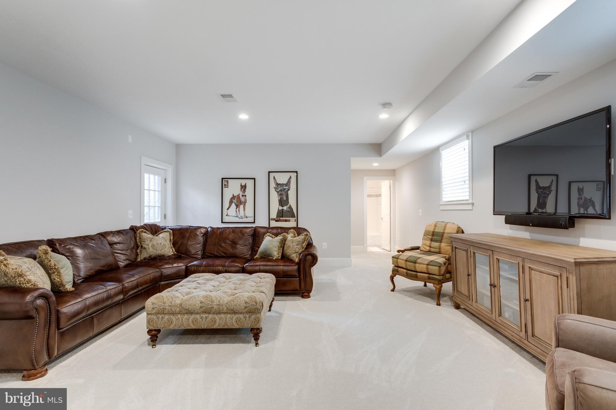 8115 Wellington Road Alexandria, VA 22308 - Photo 24 of 30 Spacious rec room