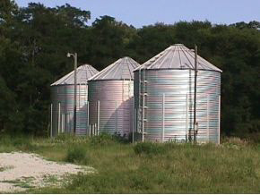16783 Base Road West Medaryville, IN 47957 - Photo 3 of 10 Gallery Image 3