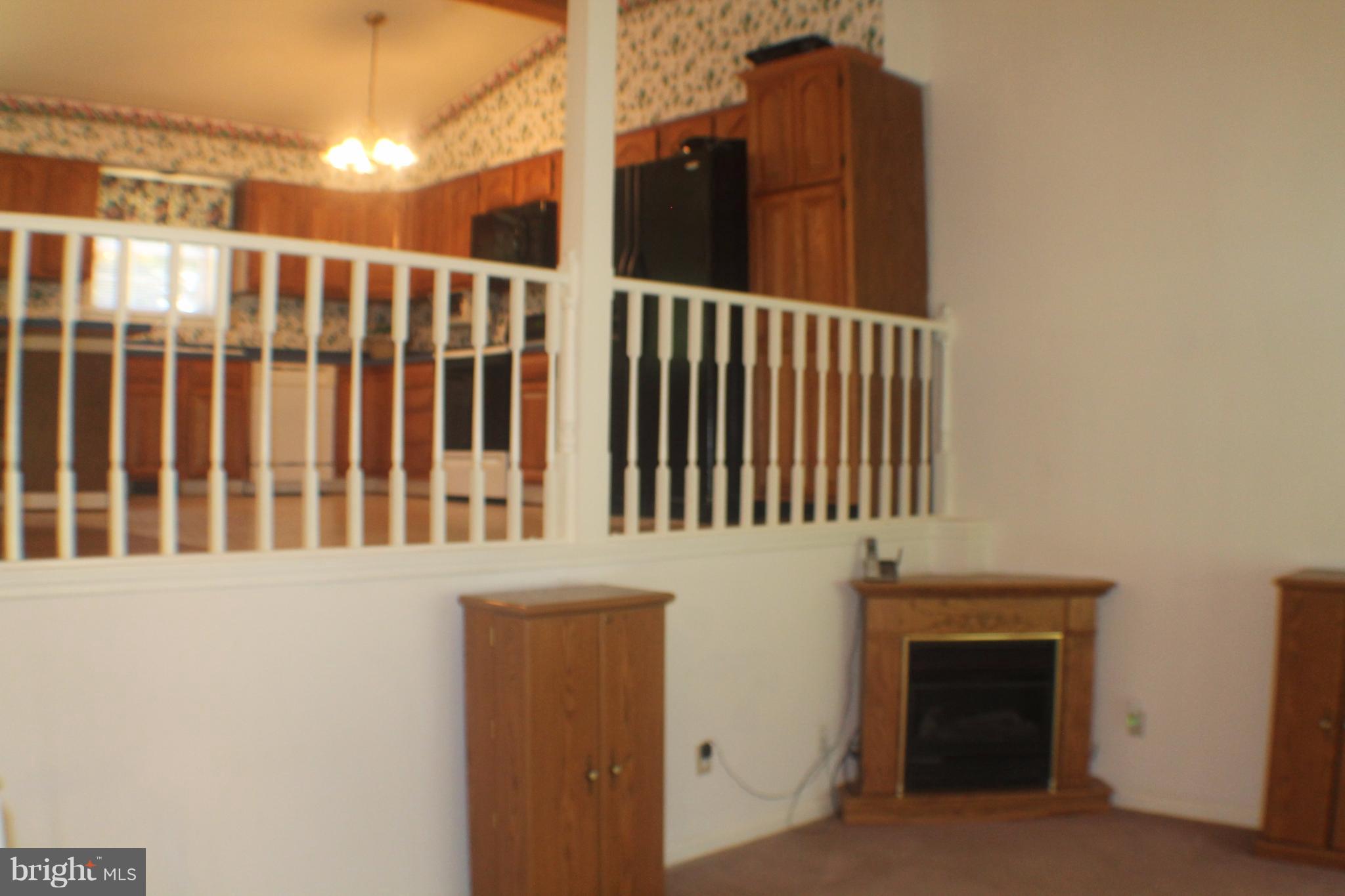 7811 Leland Road Manassas, VA 20111 - Photo 5 of 29 Living Room