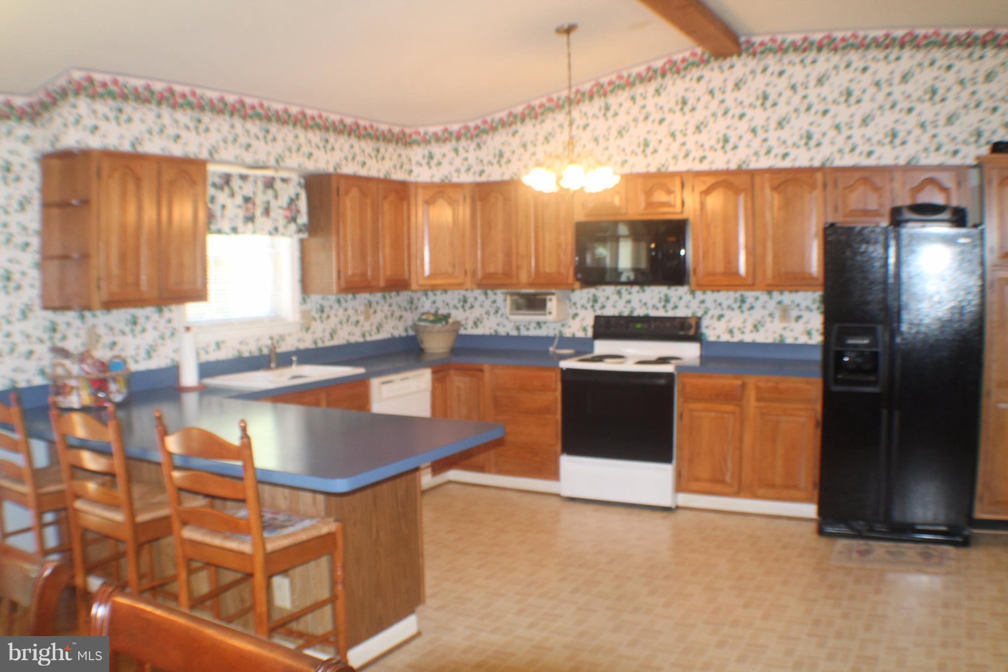 7811 Leland Road Manassas, VA 20111 - Photo 8 of 29 Kitchen