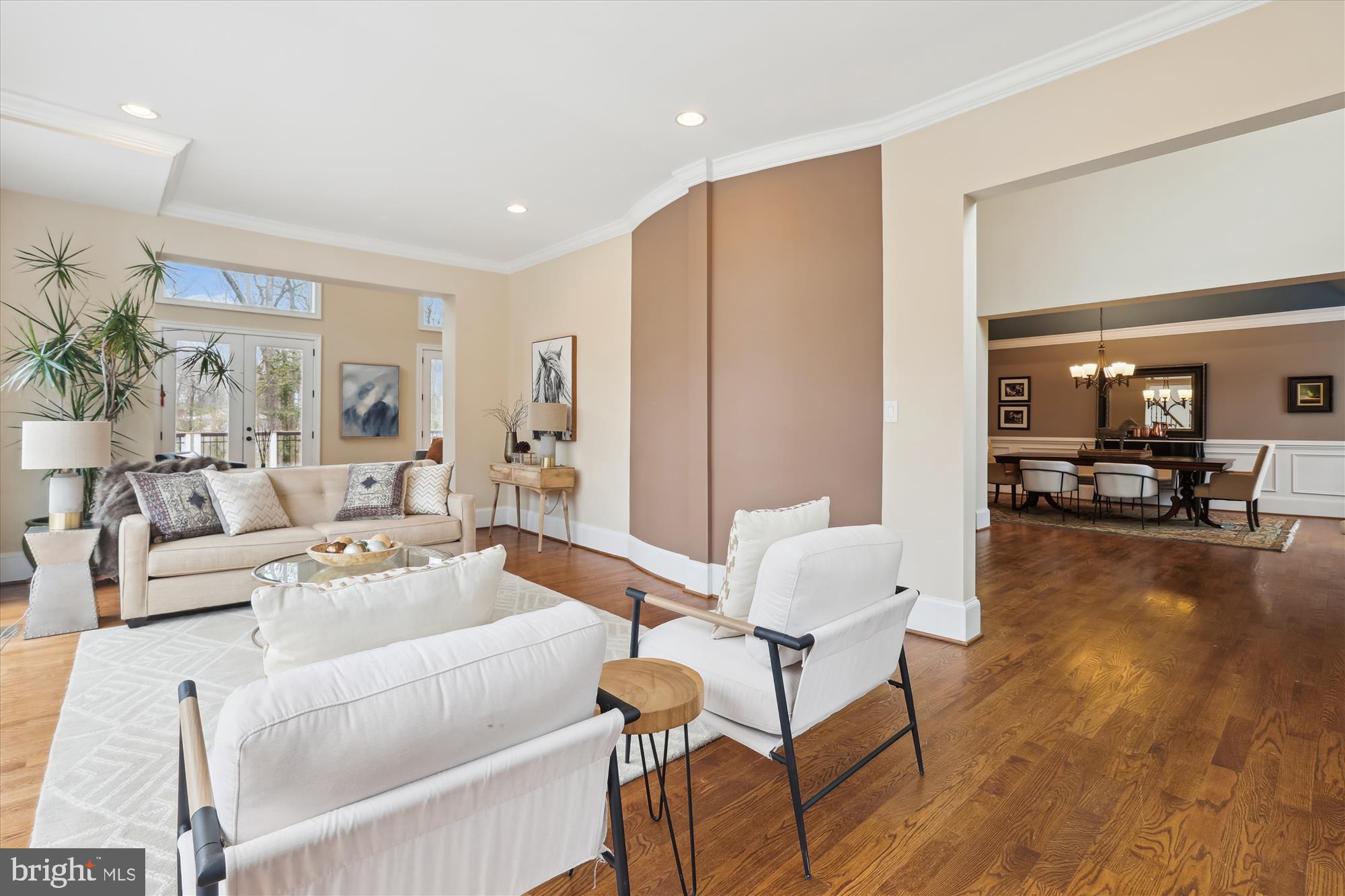 1217 Shenandoah Road Alexandria, VA 22308 - Photo 7 of 43 a living room with furniture and a large window