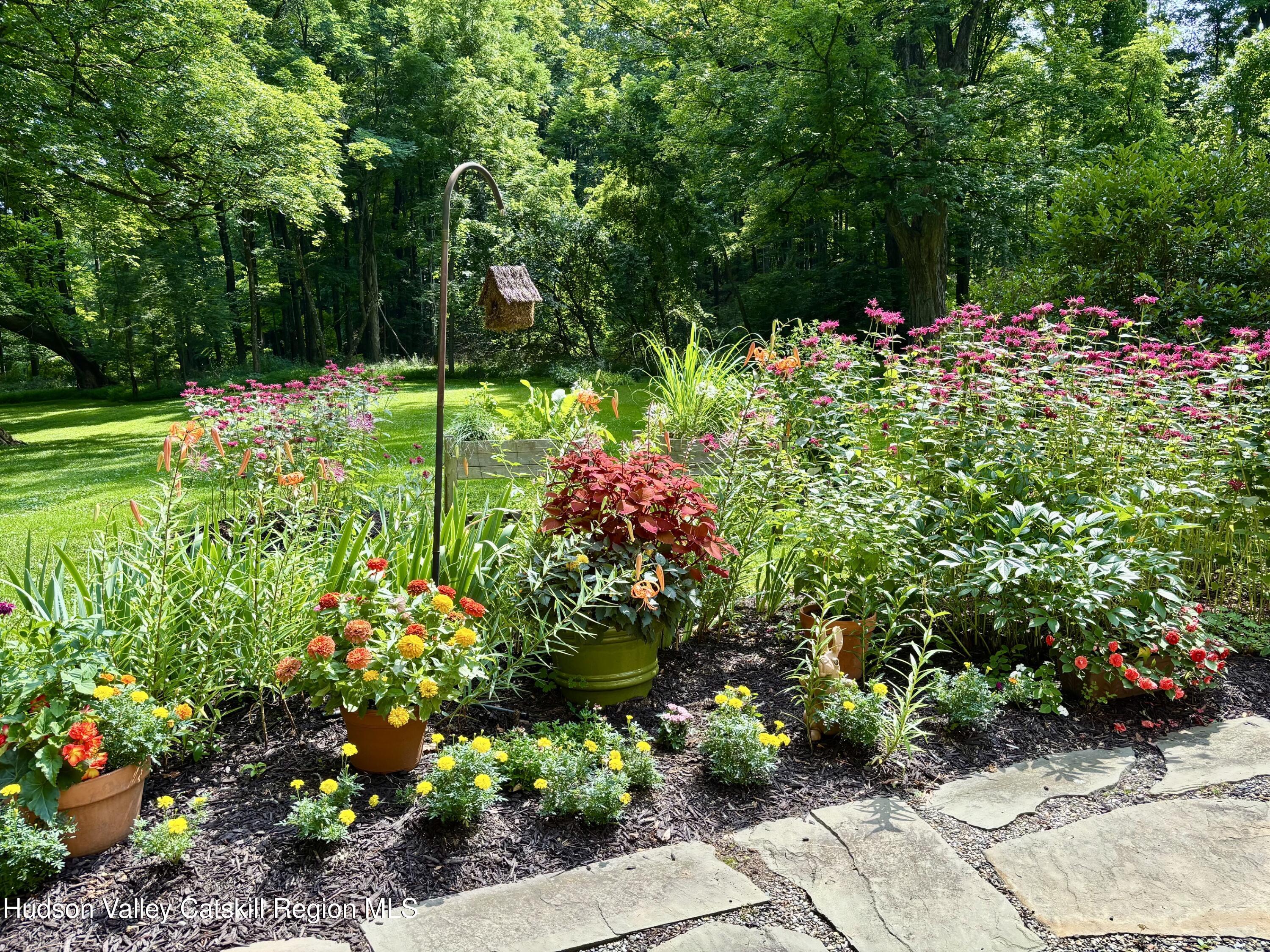 118 Maple Hill Road Rosendale, NY 12472 - Photo 3 of 46 118summerpatio