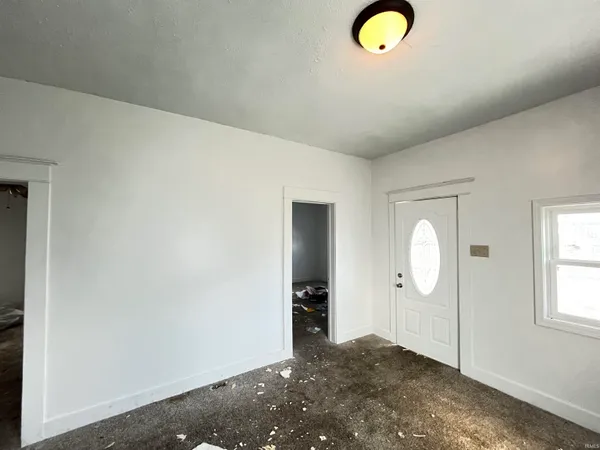 $65,000 | 817 North Mulberry Street, Muncie, IN 47305